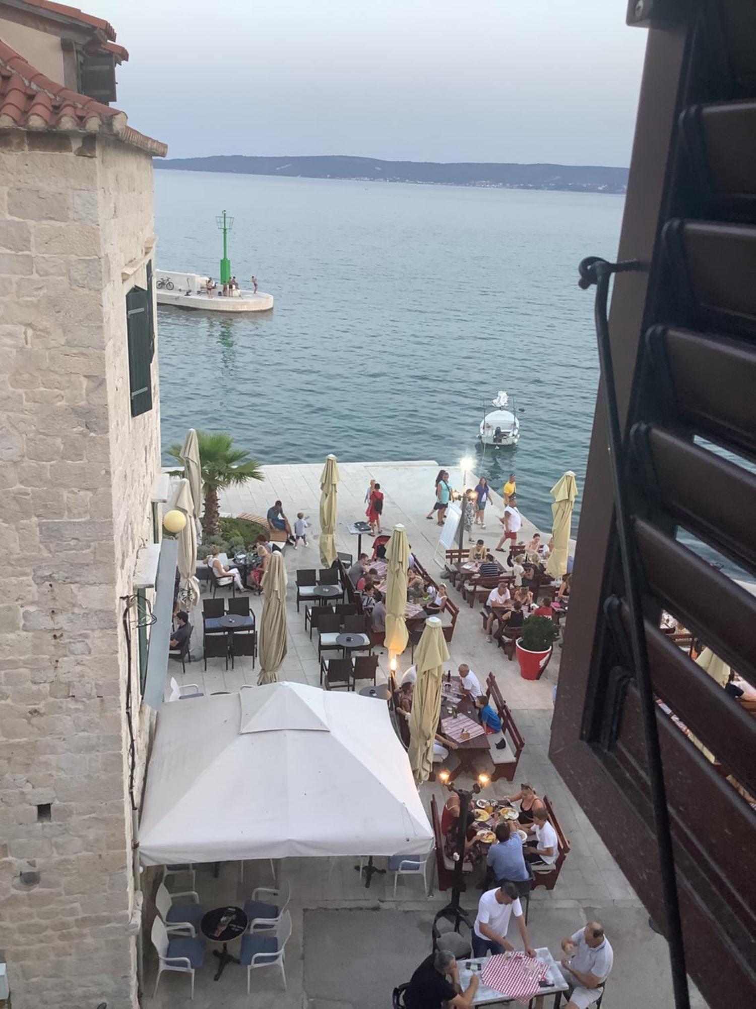 Portside Apartment Kastela Exterior photo